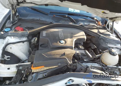 2017 BMW 320I xDrive z USA, uszkodzony, nr VIN WBA8E5G34HNU44902